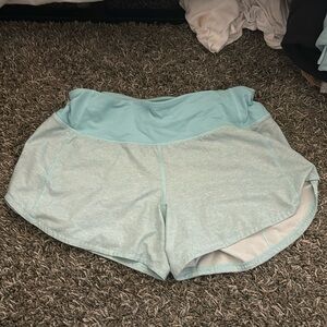 lululemon turquoise speed up shorts 2.5 inch